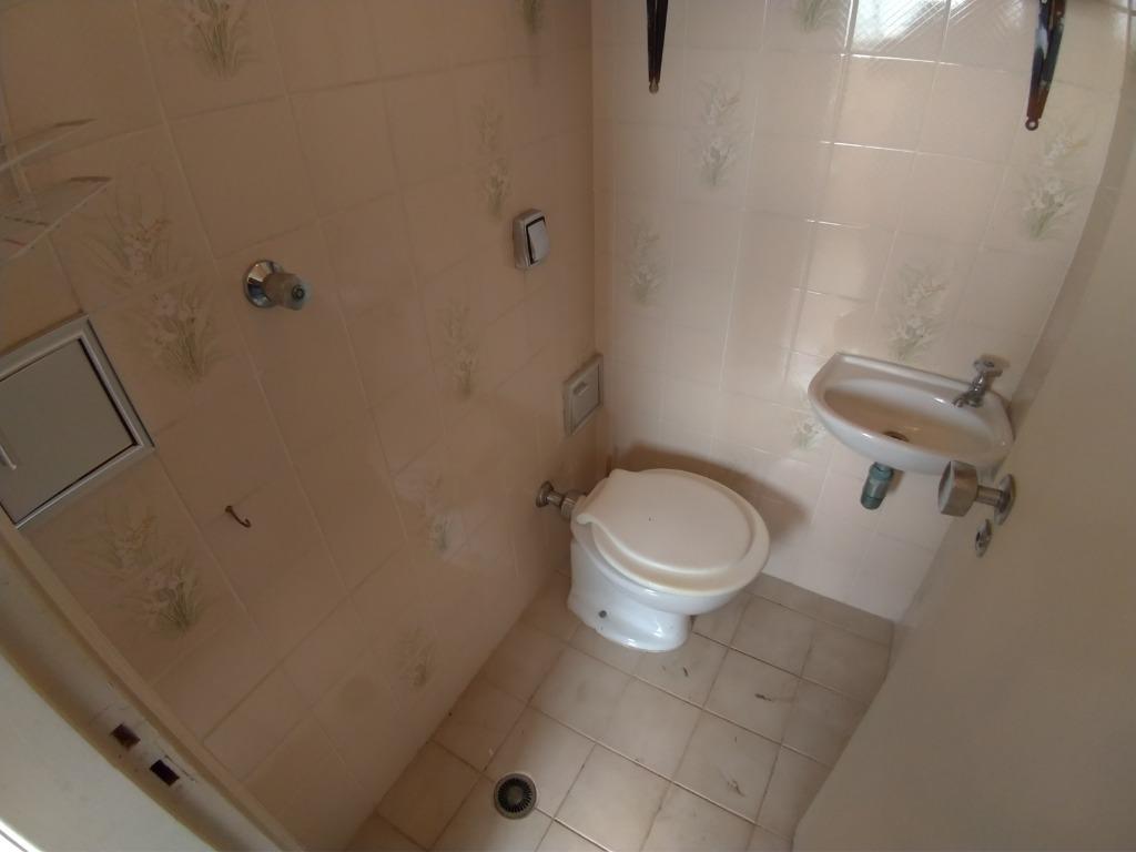 Apartamento à venda com 2 quartos, 68m² - Foto 21