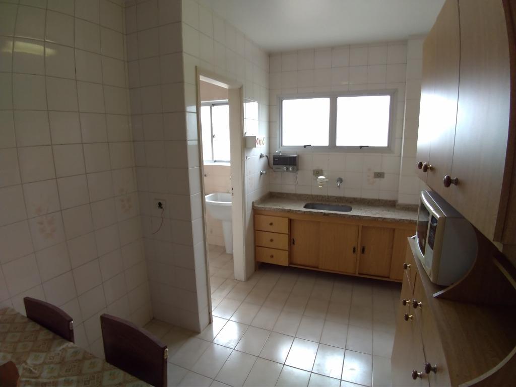 Apartamento à venda com 2 quartos, 68m² - Foto 14