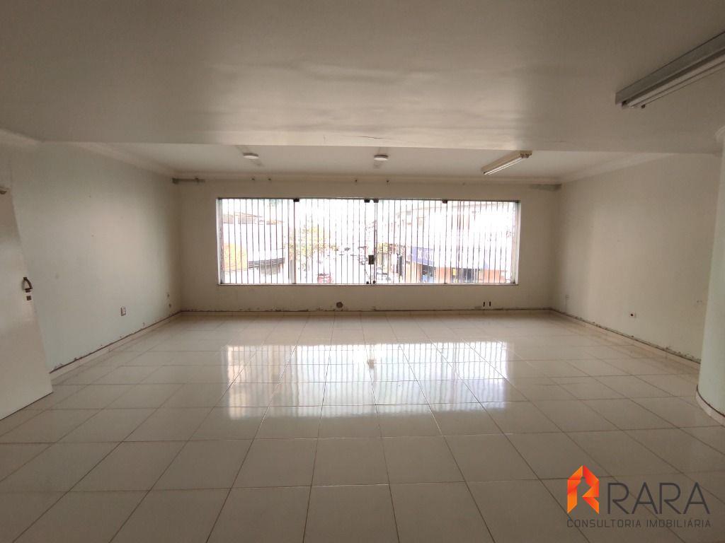 Sobrado para alugar com 4 quartos, 480m² - Foto 2