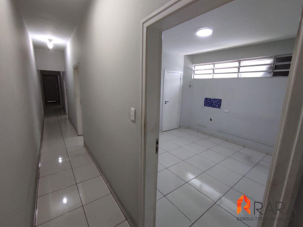 Sobrado para alugar com 4 quartos, 480m² - Foto 8