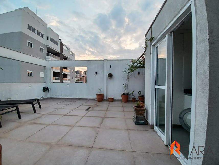 Cobertura à venda com 2 quartos, 180m² - Foto 13