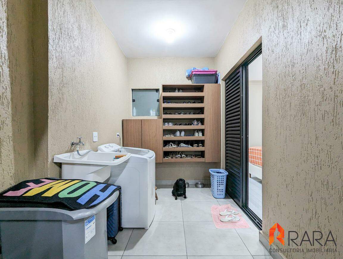 Sobrado à venda com 2 quartos, 190m² - Foto 14