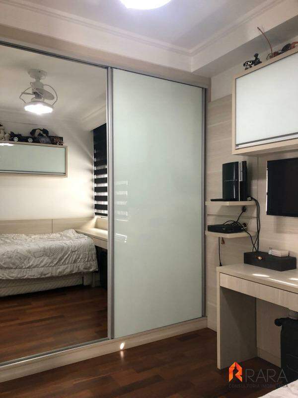 Apartamento à venda com 3 quartos, 210m² - Foto 17