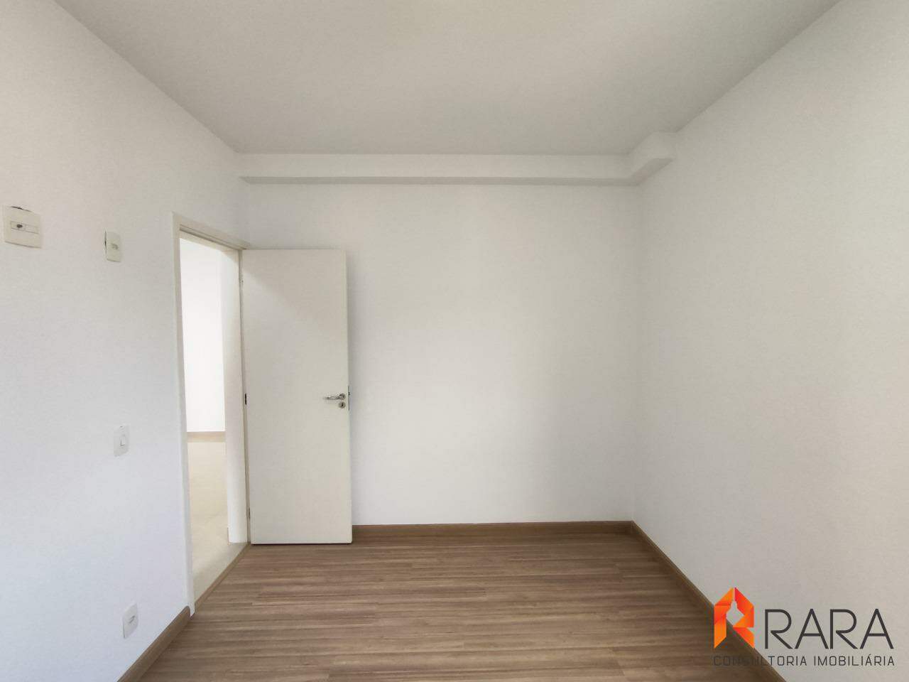 Apartamento para alugar com 2 quartos, 64m² - Foto 12