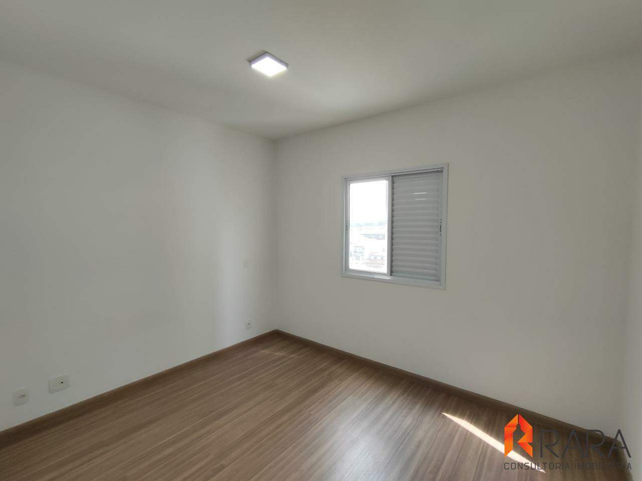 Apartamento para alugar com 2 quartos, 64m² - Foto 17