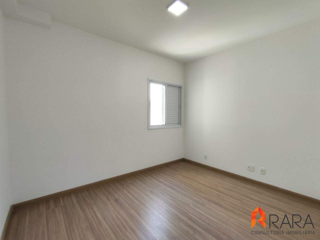 Apartamento para alugar com 2 quartos, 64m² - Foto 9