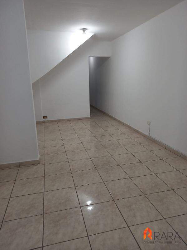 Casa à venda com 5 quartos, 250m² - Foto 5