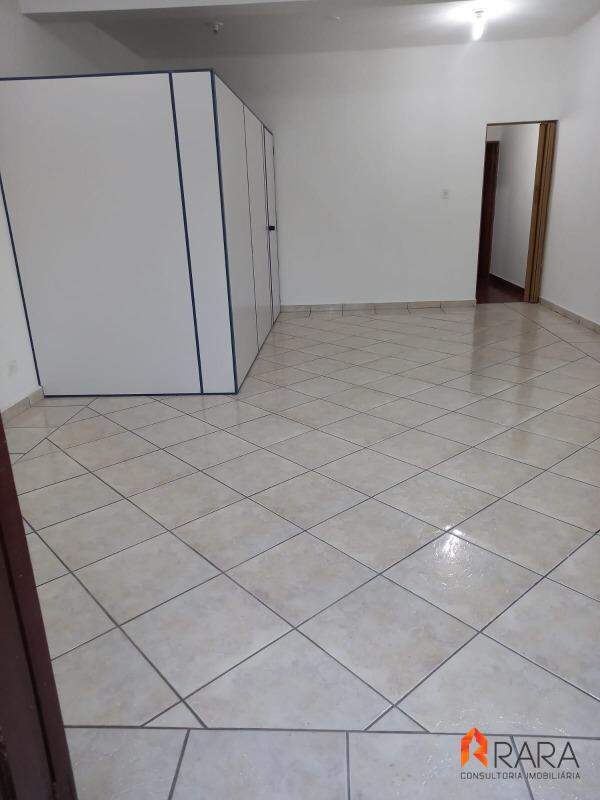 Casa à venda com 5 quartos, 250m² - Foto 26