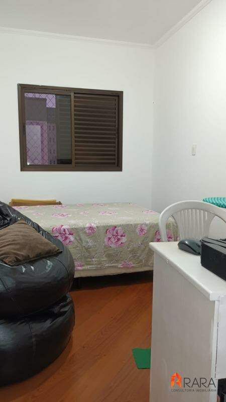 Apartamento à venda com 3 quartos, 83m² - Foto 18