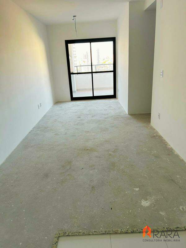 Apartamento à venda com 3 quartos, 75m² - Foto 2