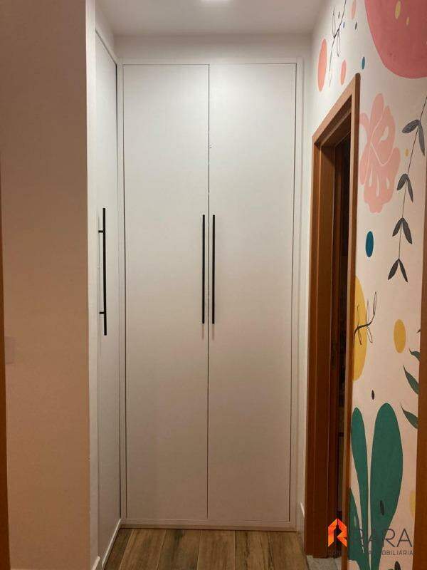 Apartamento à venda com 2 quartos, 80m² - Foto 13