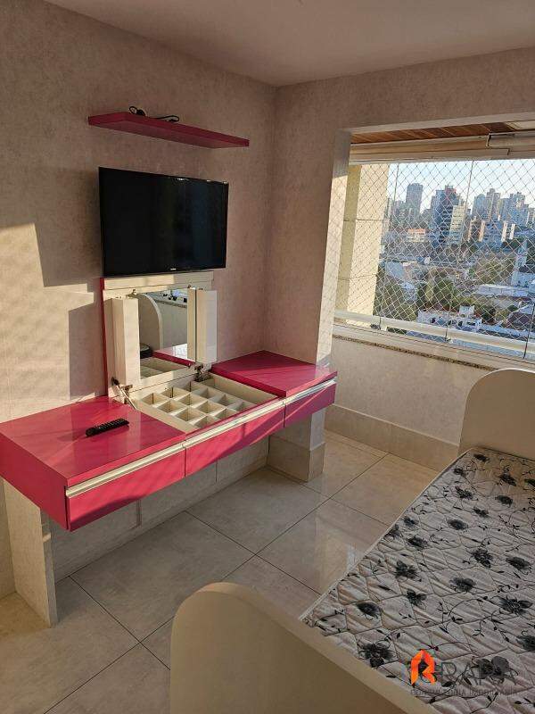 Apartamento à venda com 4 quartos, 140m² - Foto 13