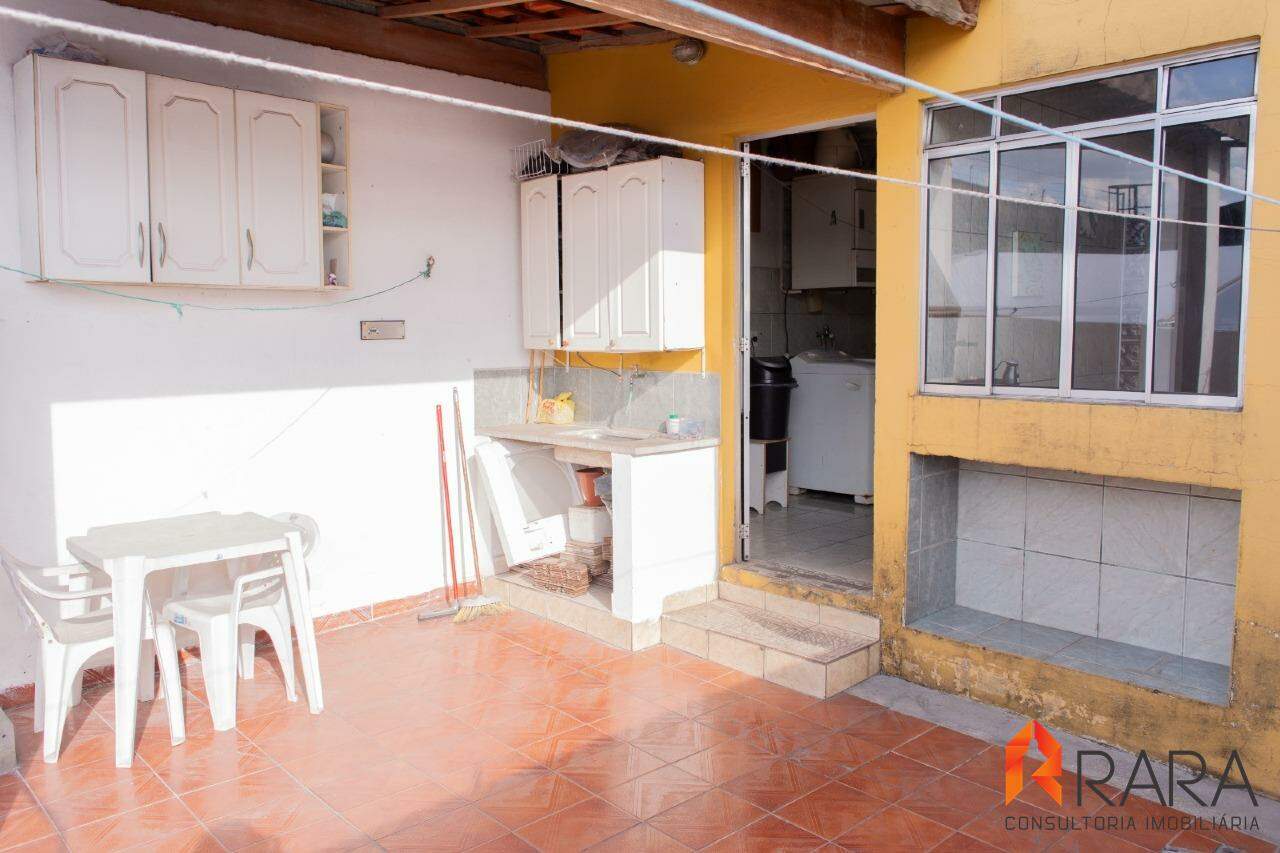 Casa à venda com 3 quartos, 126m² - Foto 12