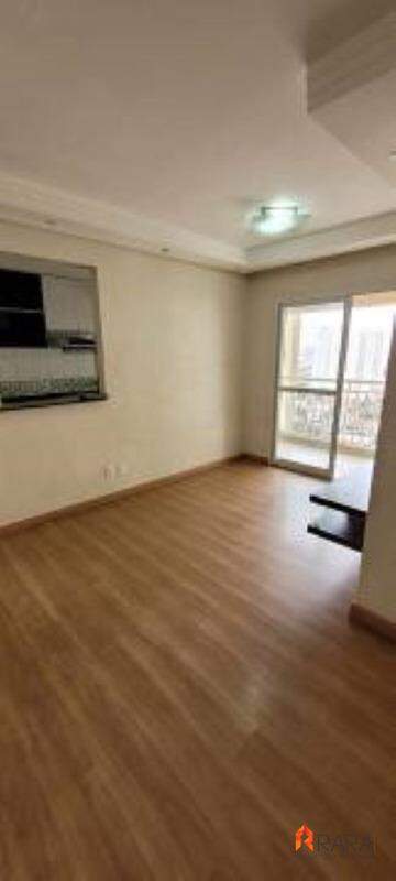 Apartamento à venda com 2 quartos, 56m² - Foto 3