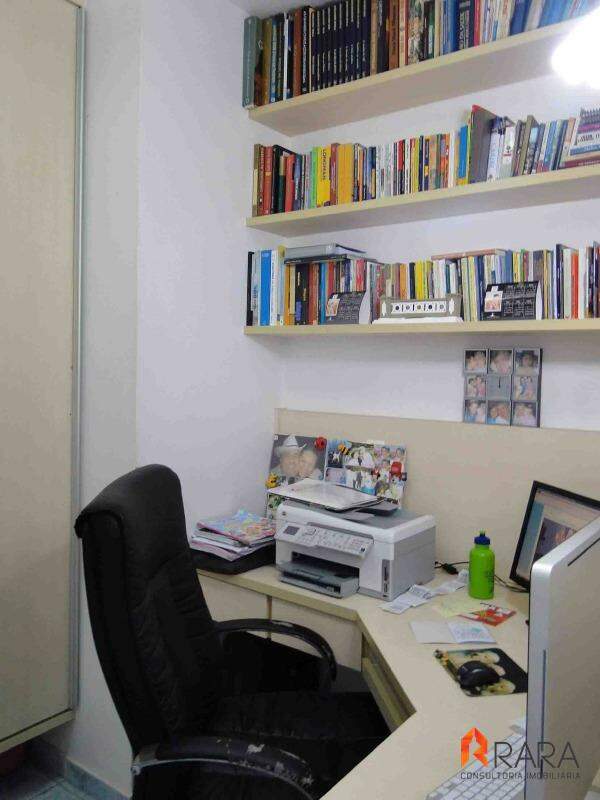 Apartamento à venda com 3 quartos, 156m² - Foto 13