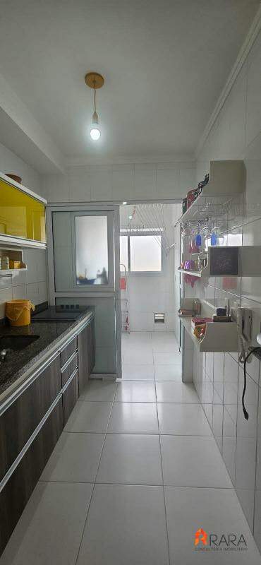 Apartamento à venda com 2 quartos, 69m² - Foto 10