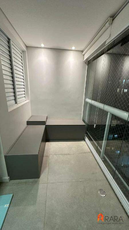 Apartamento à venda com 2 quartos, 79m² - Foto 7