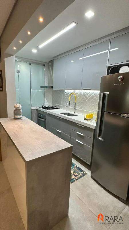 Apartamento à venda com 2 quartos, 79m² - Foto 10