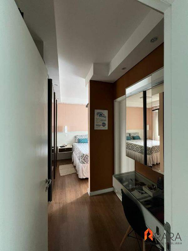 Apartamento à venda com 2 quartos, 77m² - Foto 19