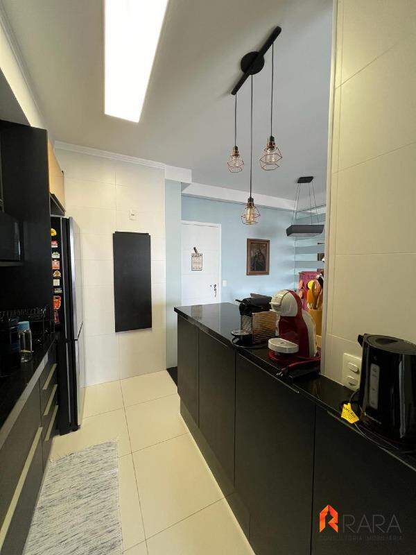 Apartamento à venda com 2 quartos, 77m² - Foto 7