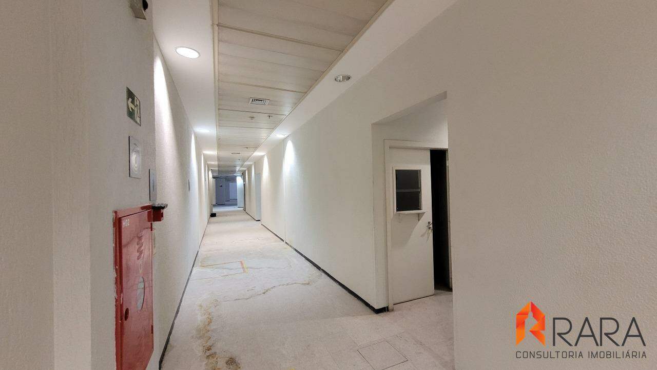 Casa Comercial para alugar, 2500m² - Foto 14