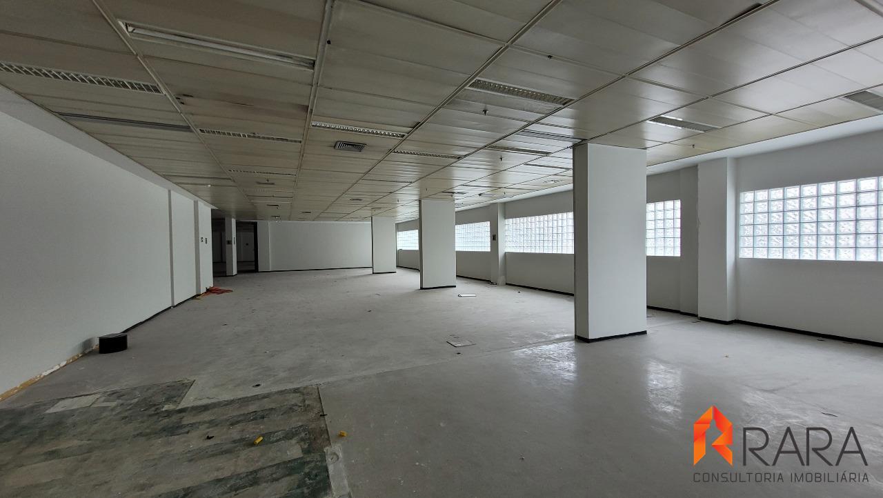 Casa Comercial para alugar, 2500m² - Foto 7