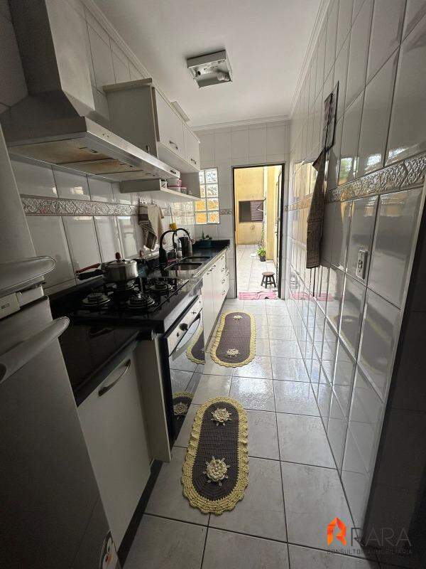 Apartamento à venda com 3 quartos, 107m² - Foto 7