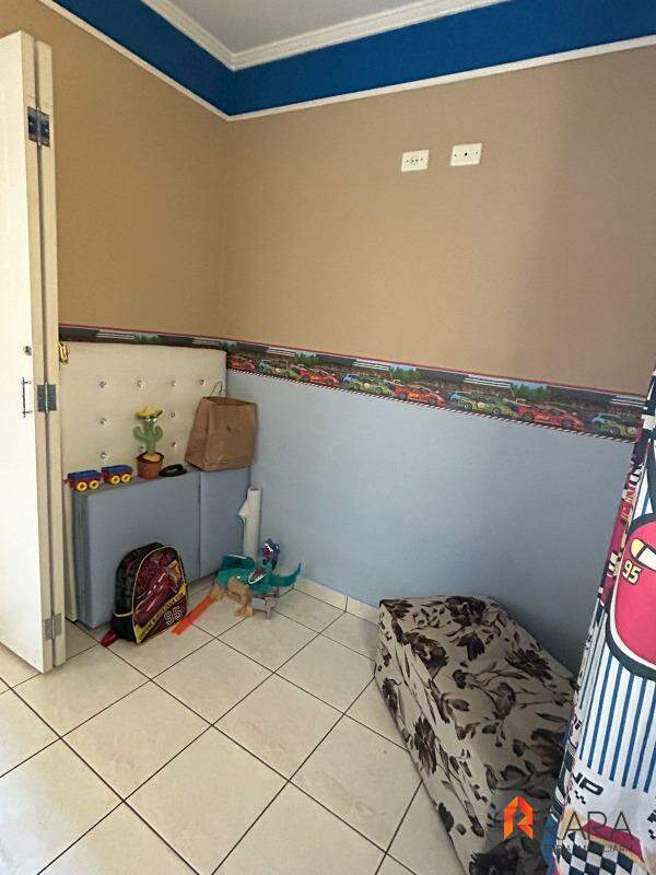 Apartamento à venda com 3 quartos, 107m² - Foto 23