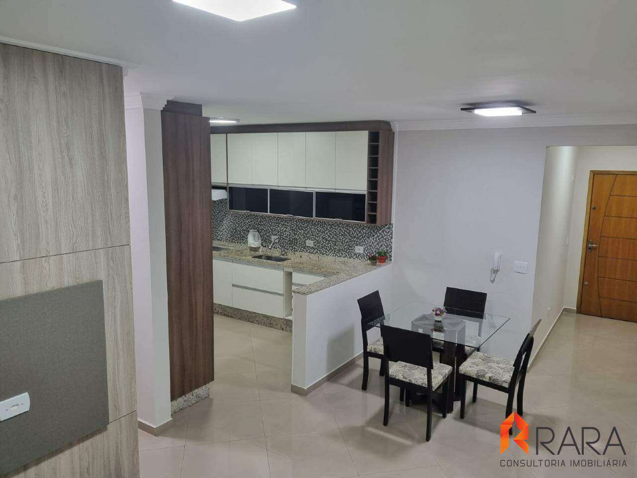 Apartamento à venda com 2 quartos, 62m² - Foto 1