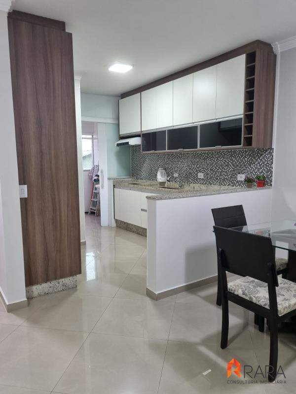 Apartamento à venda com 2 quartos, 62m² - Foto 8