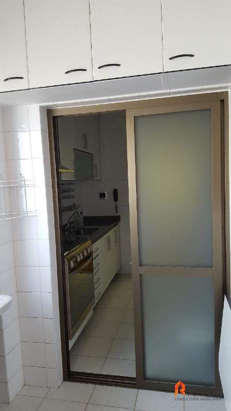 Apartamento para alugar com 3 quartos, 100m² - Foto 9