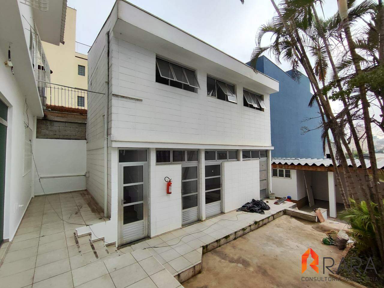 Sobrado para alugar com 3 quartos, 300m² - Foto 28