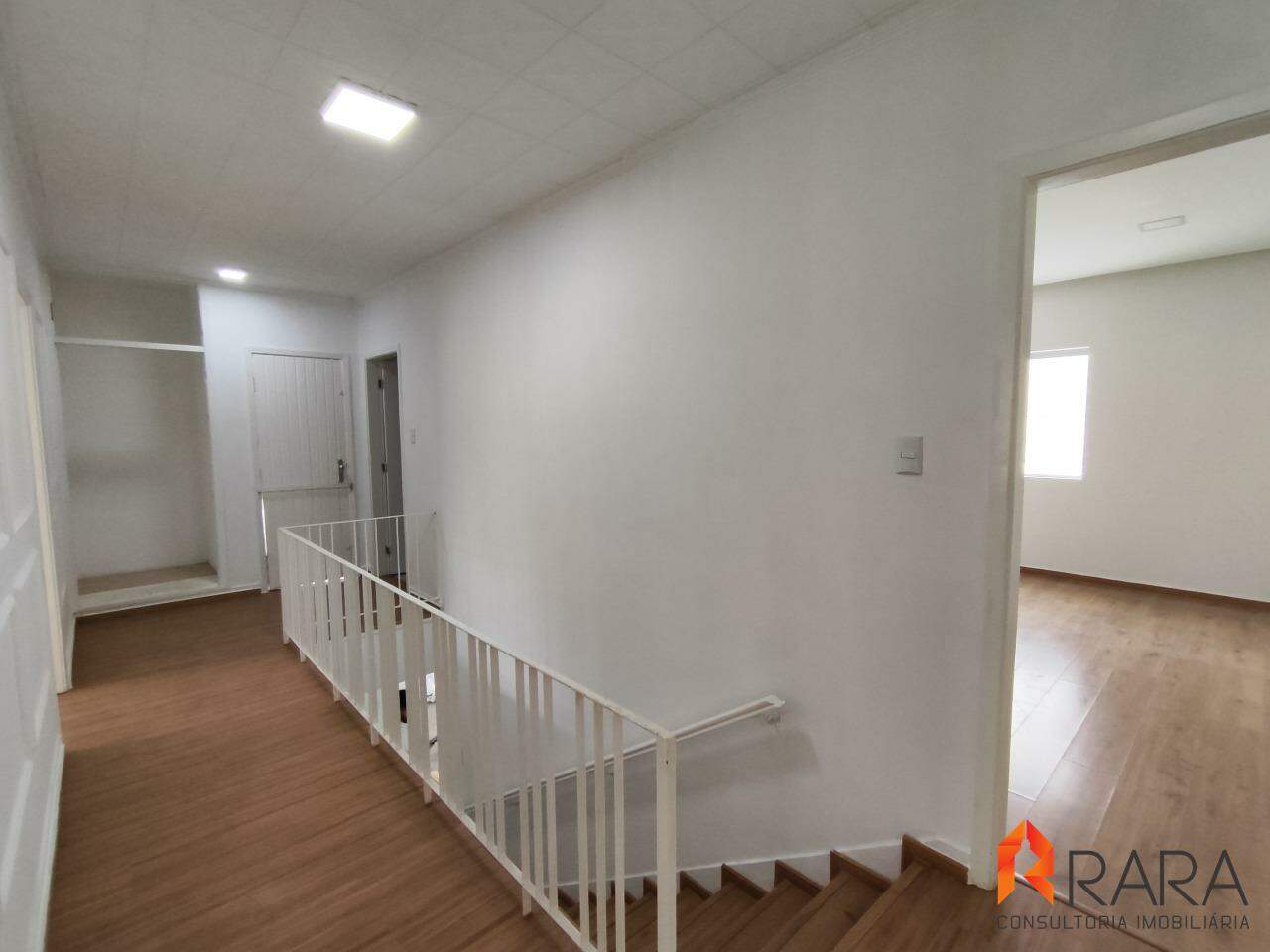 Sobrado para alugar com 3 quartos, 300m² - Foto 10