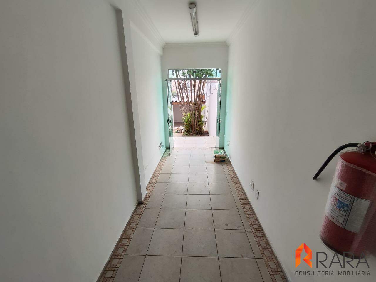 Sobrado para alugar com 3 quartos, 300m² - Foto 27