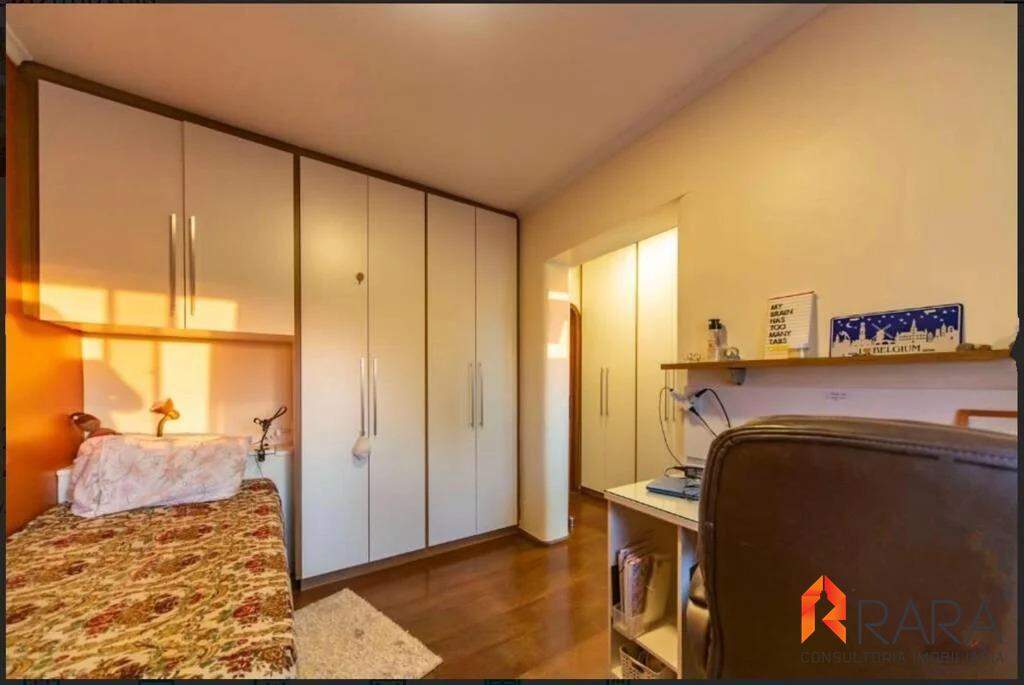 Apartamento para alugar com 4 quartos, 175m² - Foto 16