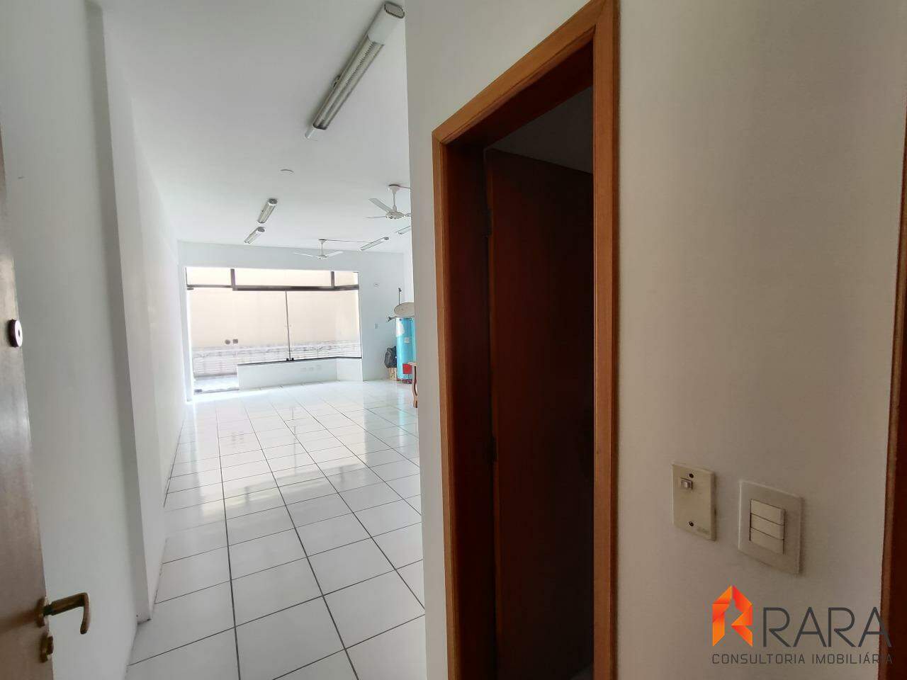 Conjunto Comercial-Sala para alugar, 68m² - Foto 2