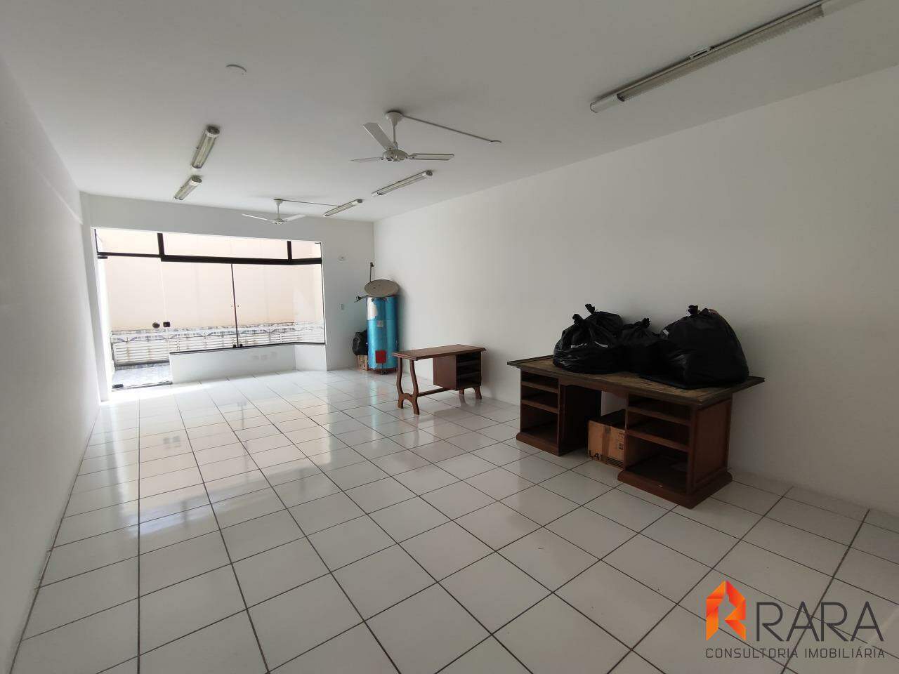 Conjunto Comercial-Sala para alugar, 68m² - Foto 1