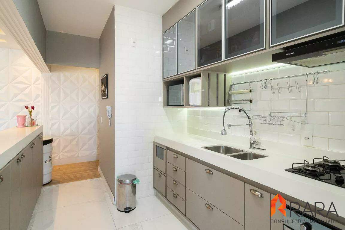 Apartamento à venda com 3 quartos, 118m² - Foto 9