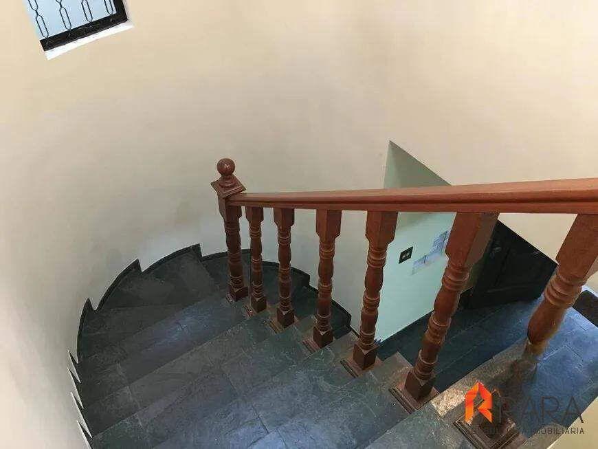 Casa à venda com 4 quartos, 325m² - Foto 10