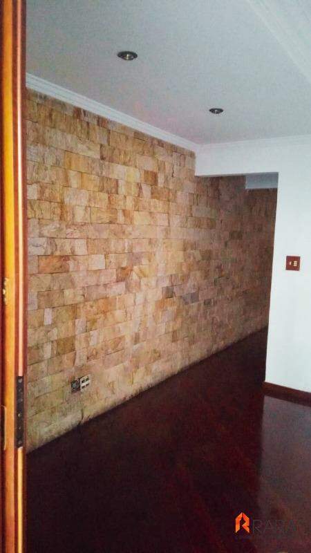 Sobrado à venda com 6 quartos, 338m² - Foto 2