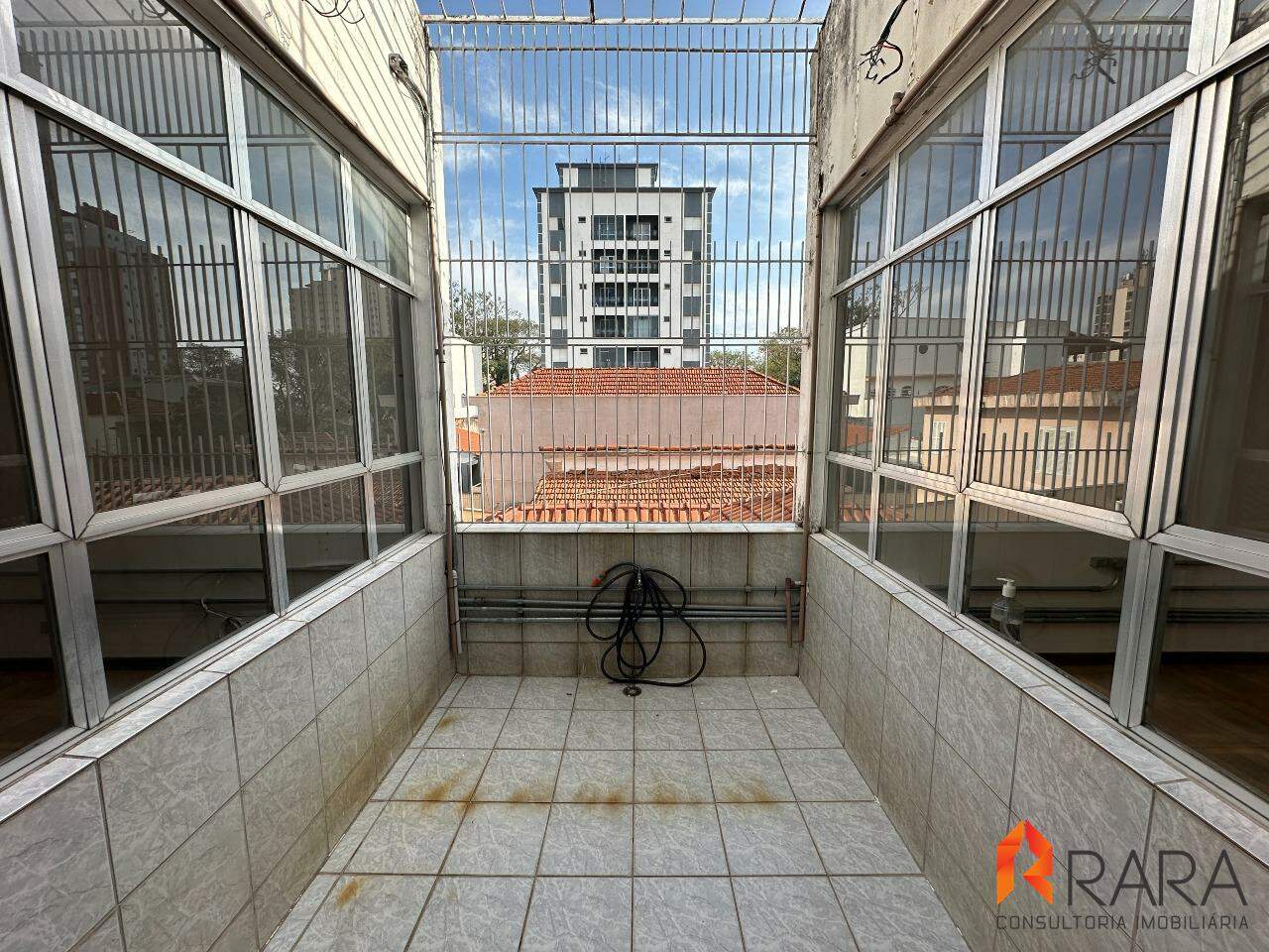 Sobrado à venda com 3 quartos, 200m² - Foto 6