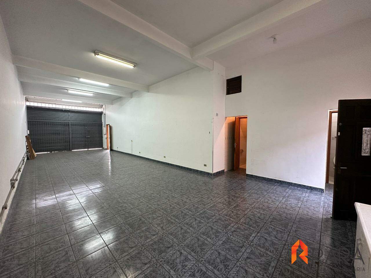 Sobrado à venda com 3 quartos, 200m² - Foto 27