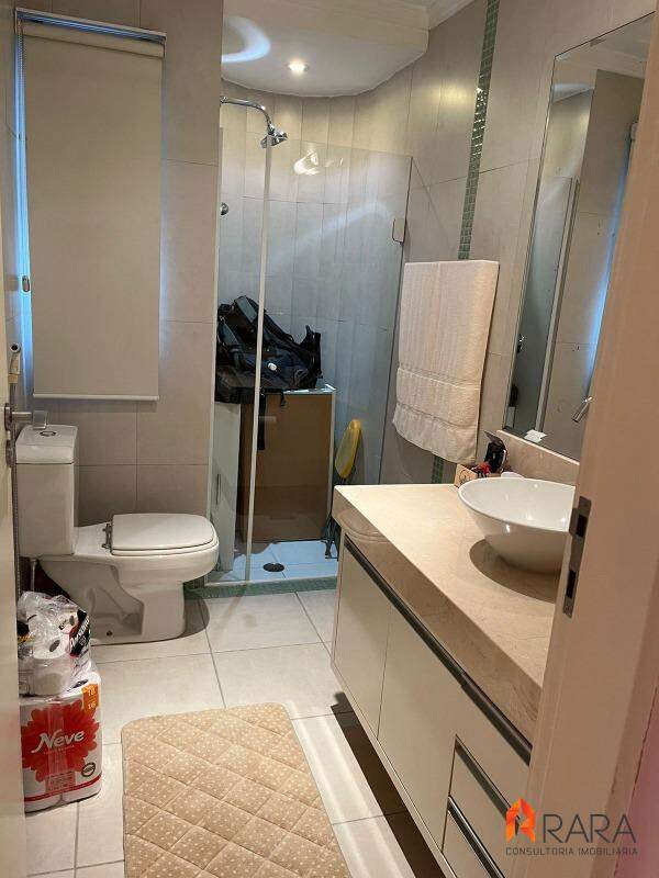 Apartamento à venda com 3 quartos, 210m² - Foto 26