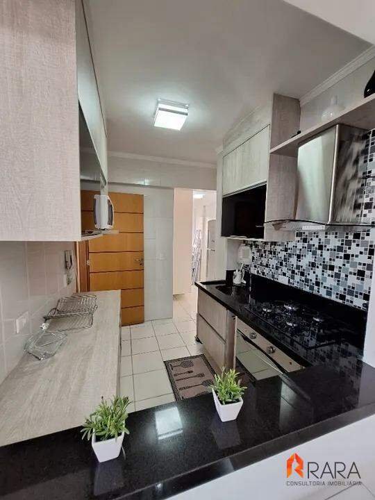 Apartamento à venda com 2 quartos, 60m² - Foto 5