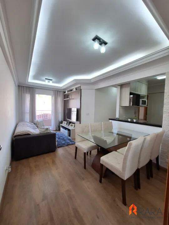 Apartamento à venda com 2 quartos, 60m² - Foto 2