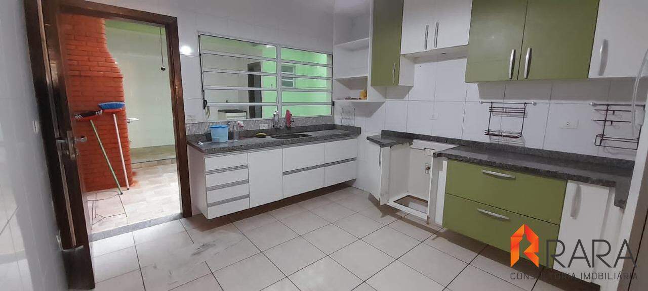 Sobrado à venda com 3 quartos, 203m² - Foto 6