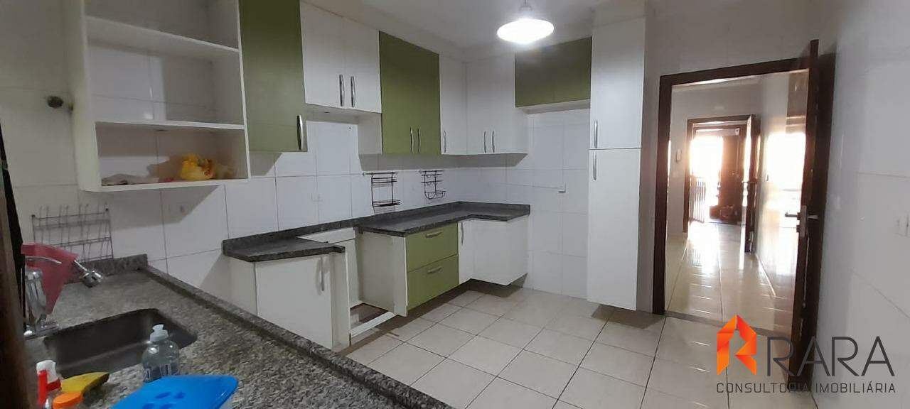 Sobrado à venda com 3 quartos, 203m² - Foto 5