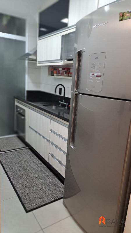 Apartamento à venda com 3 quartos, 92m² - Foto 9