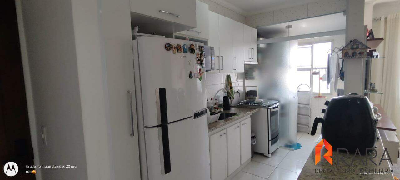 Apartamento à venda com 2 quartos, 60m² - Foto 5