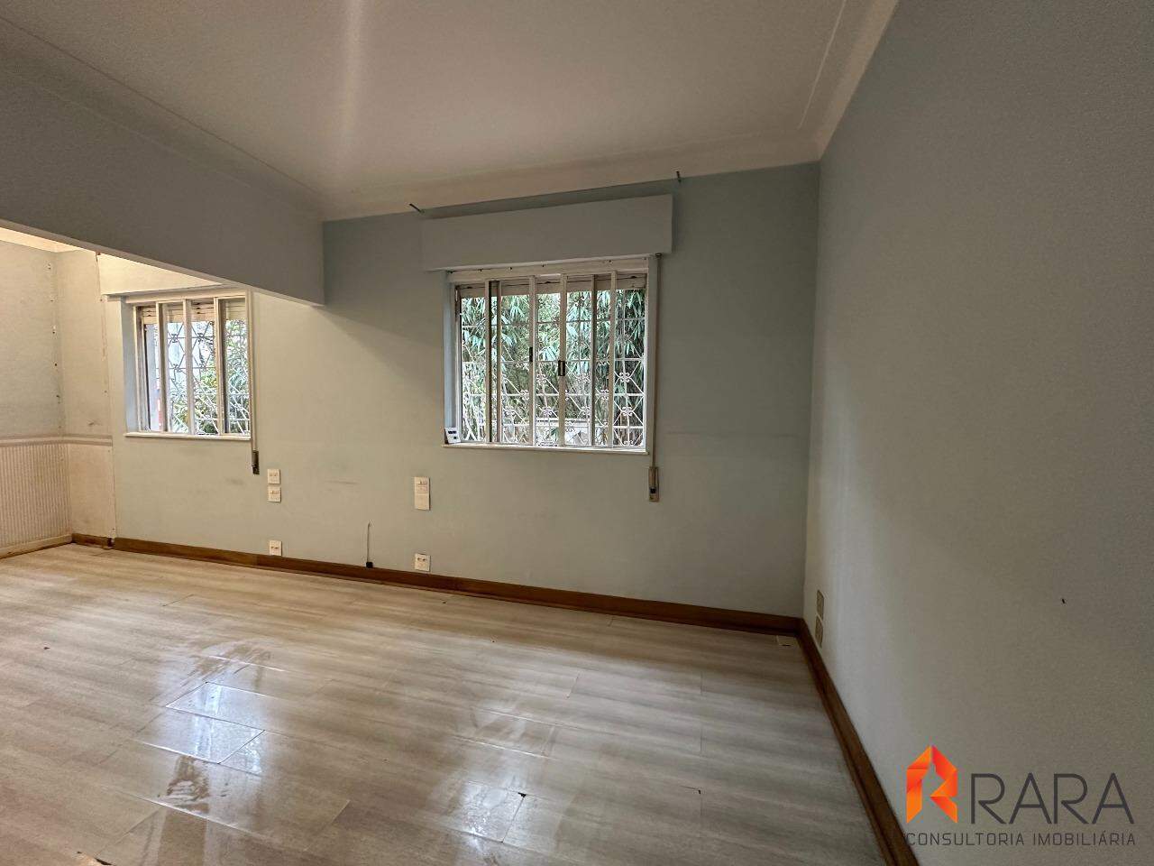 Casa para alugar com 3 quartos, 390m² - Foto 6